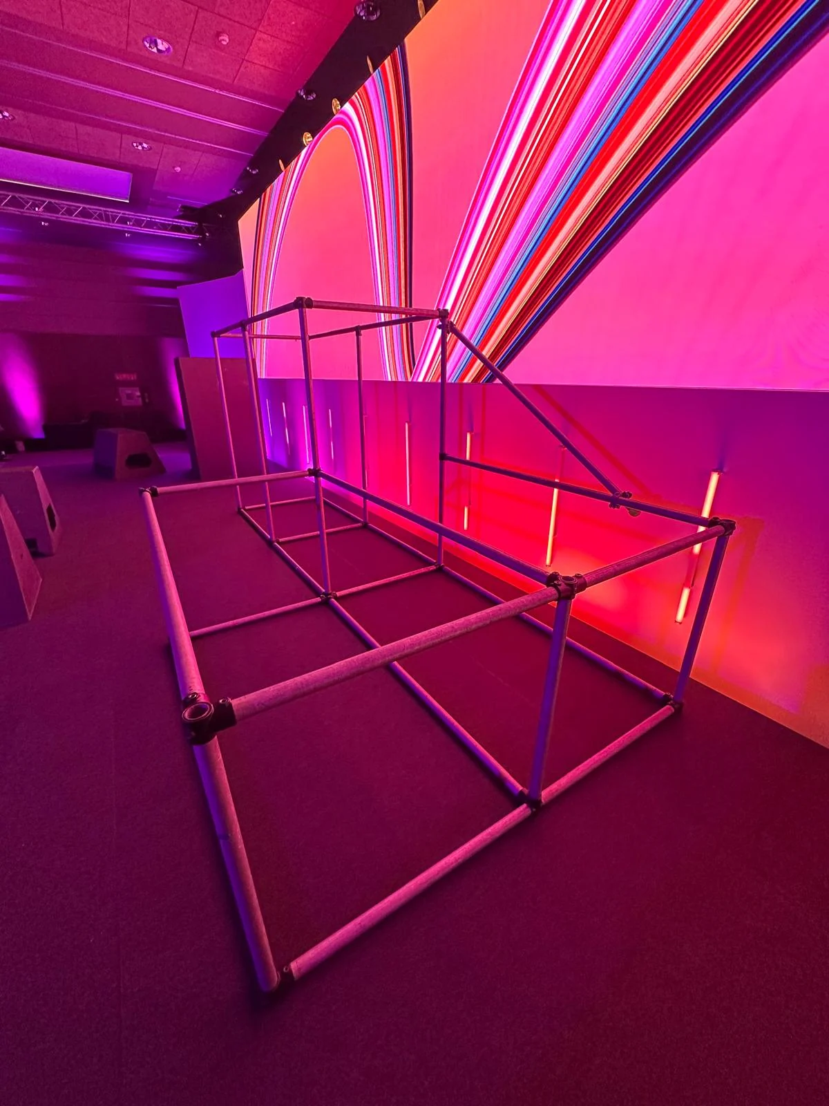 Módulos blandos amarillos para parkour y acrobacias